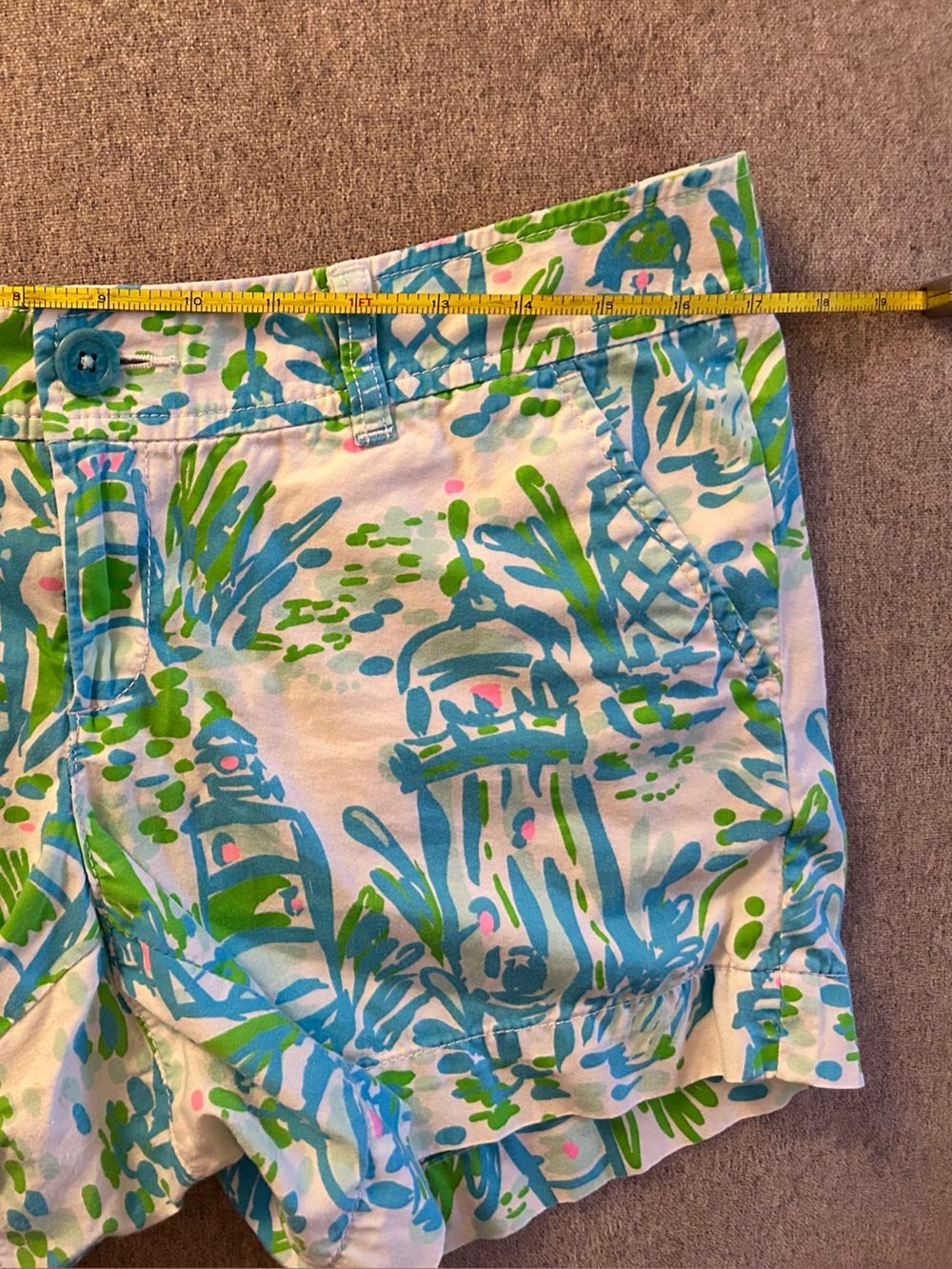 Lilly Pulitzer White Shorts with Blue, Green & Pink Print Size 8
